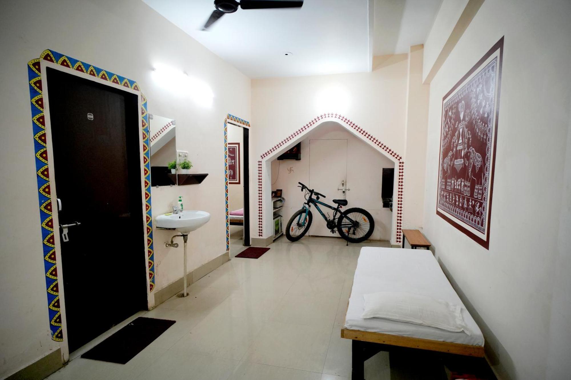 Banaras Gully House 500 Ft From The Ghats Váránaszi Kültér fotó